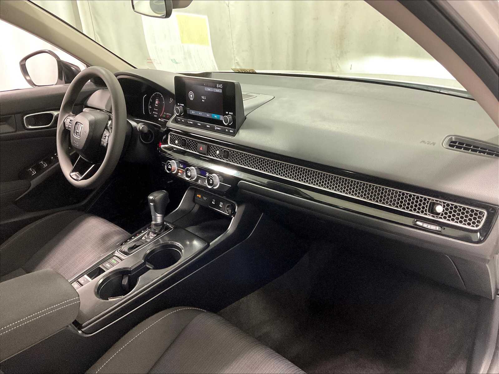2025 Honda Civic LX photo 14