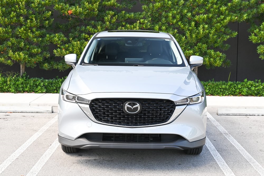 2023 Mazda CX-5 2.5 S Preferred photo 2
