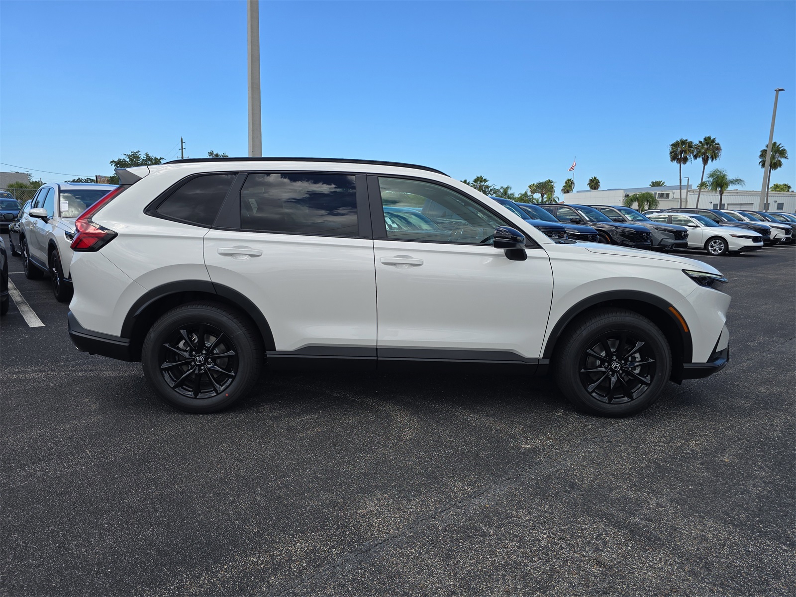 2026 Honda CR-V Hybrid Sport photo 2