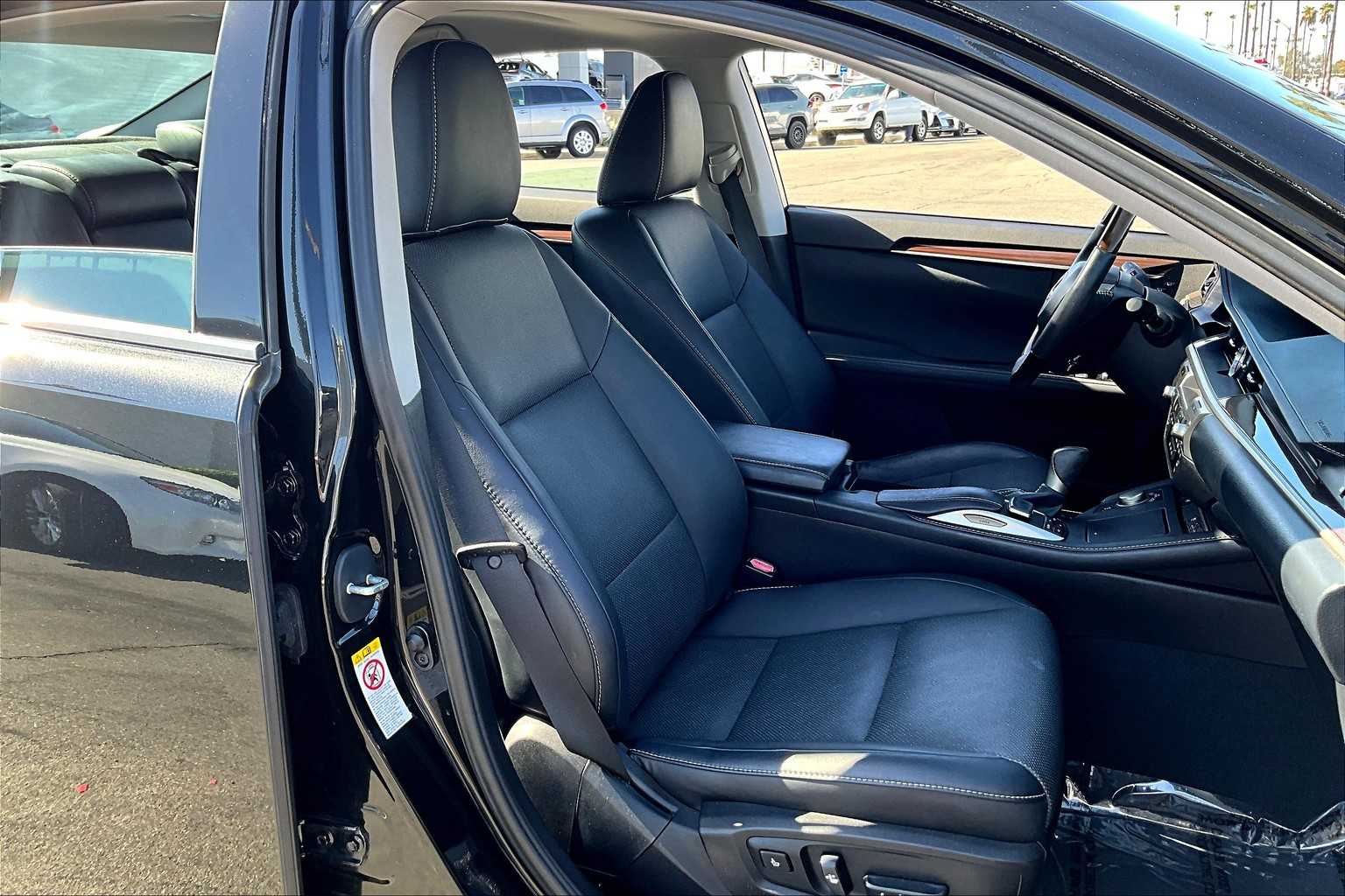 2017 Lexus ES 350 photo 8
