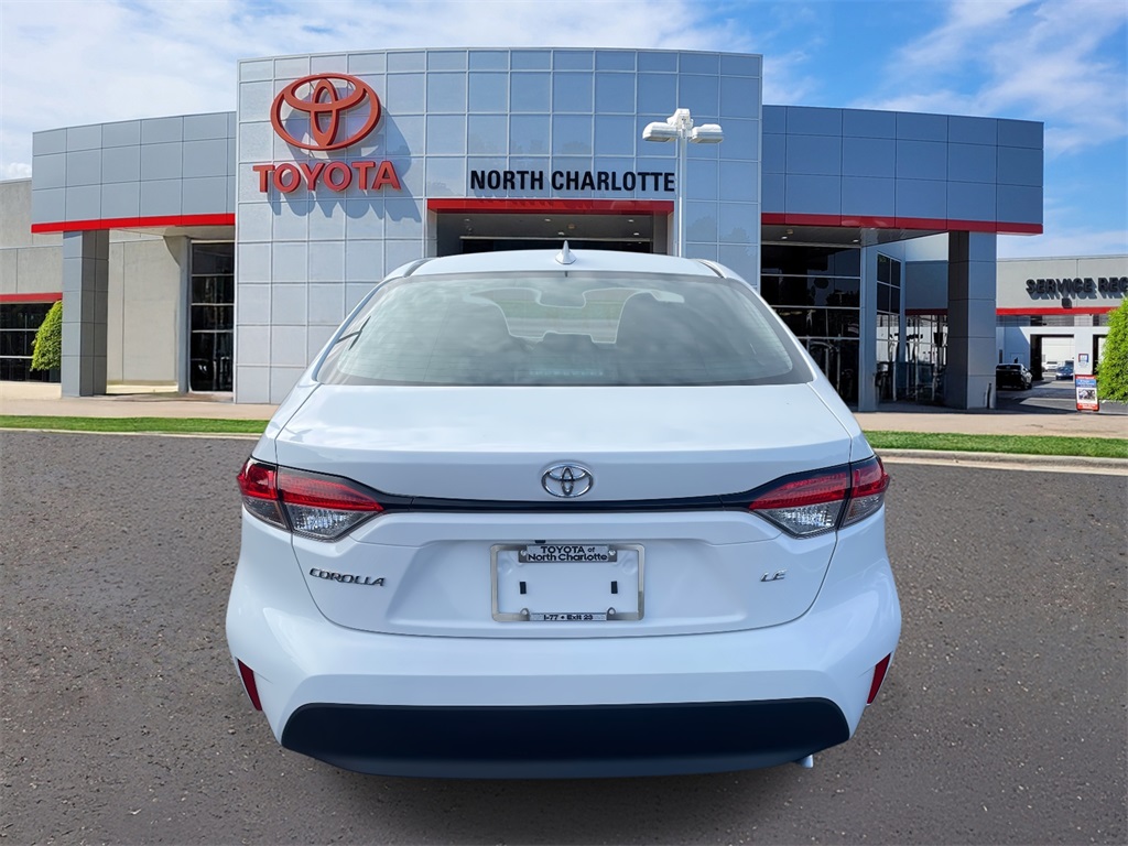 2025 Toyota Corolla LE photo 6