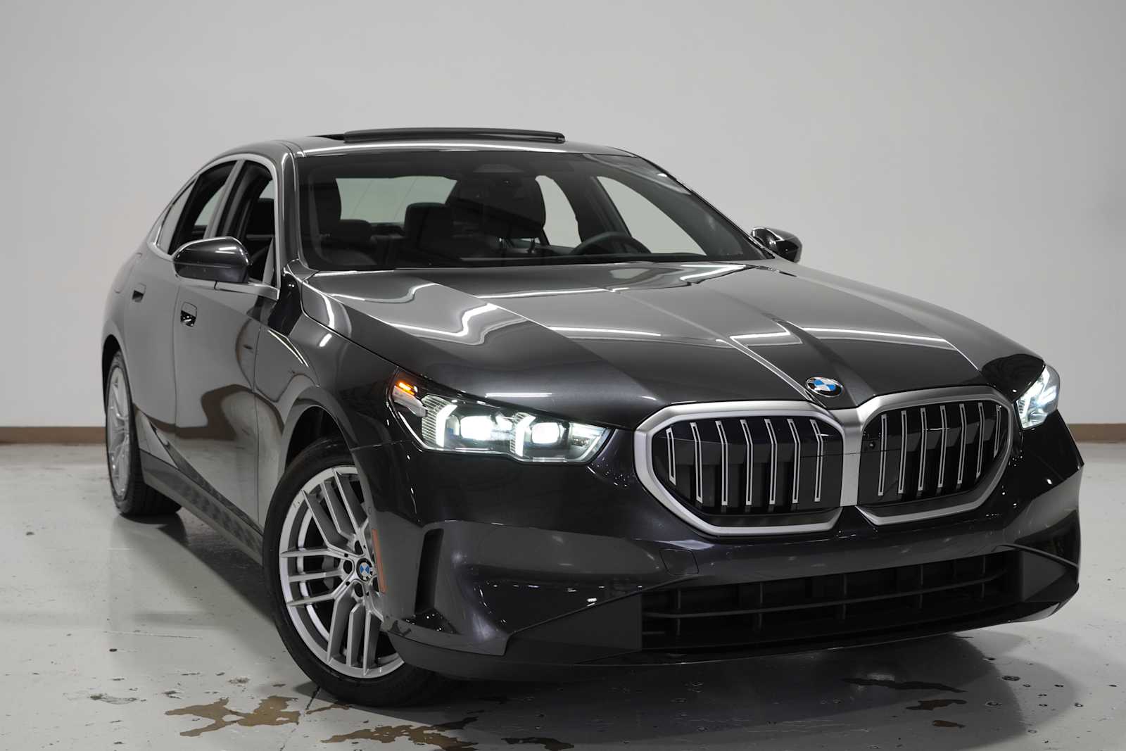 2025 Bmw 530i photo 3