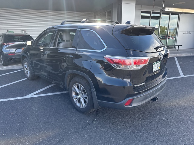 2014 Toyota Highlander XLE photo 2