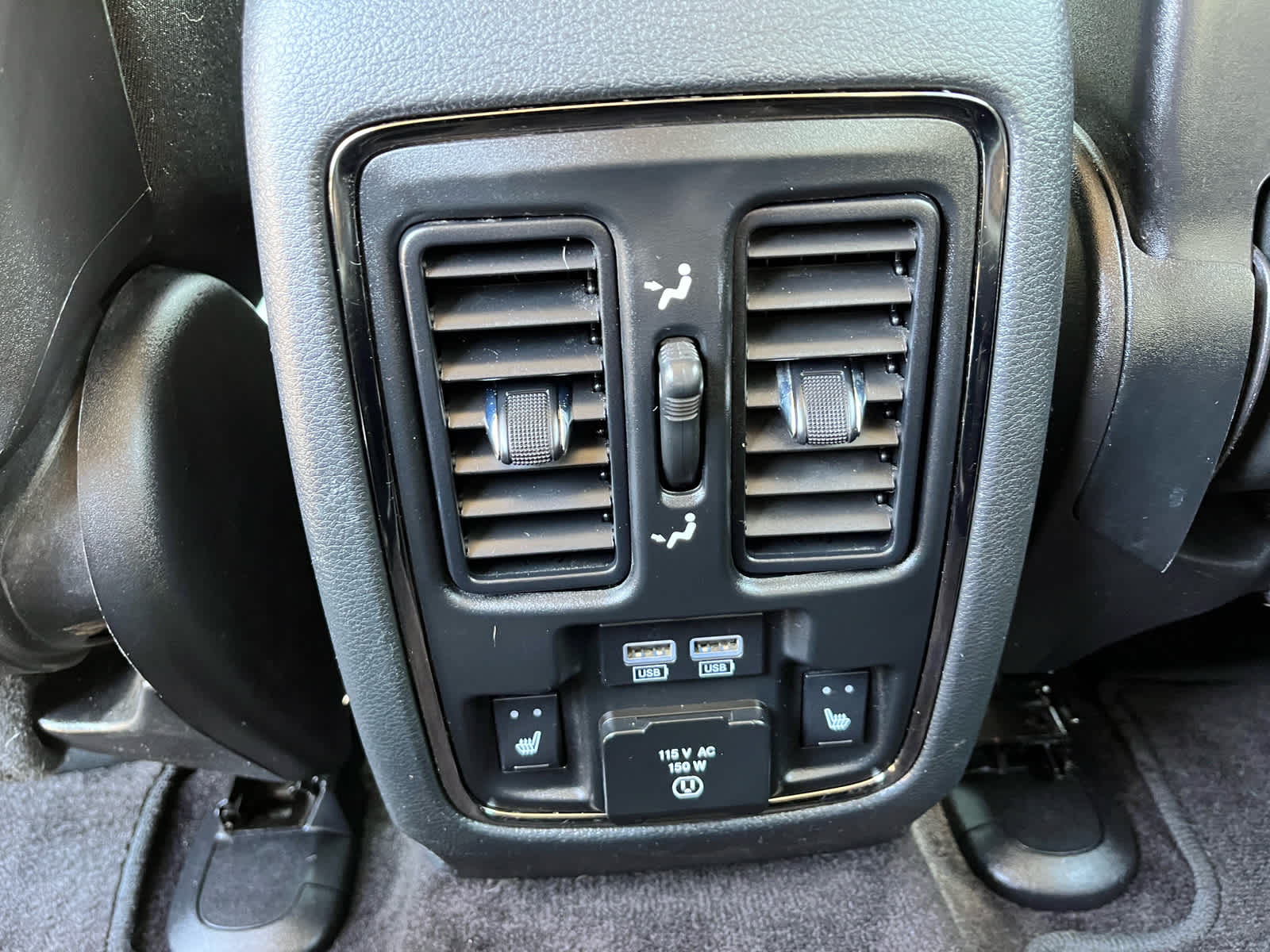 2018 Dodge Durango GT photo 35