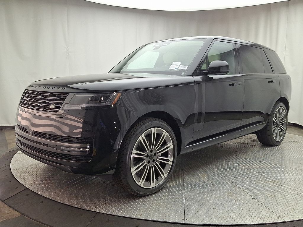 2026 Land Rover Range Rover SE's photo