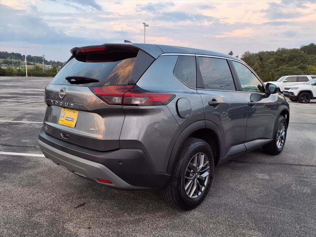 2023 Nissan Rogue S photo 19
