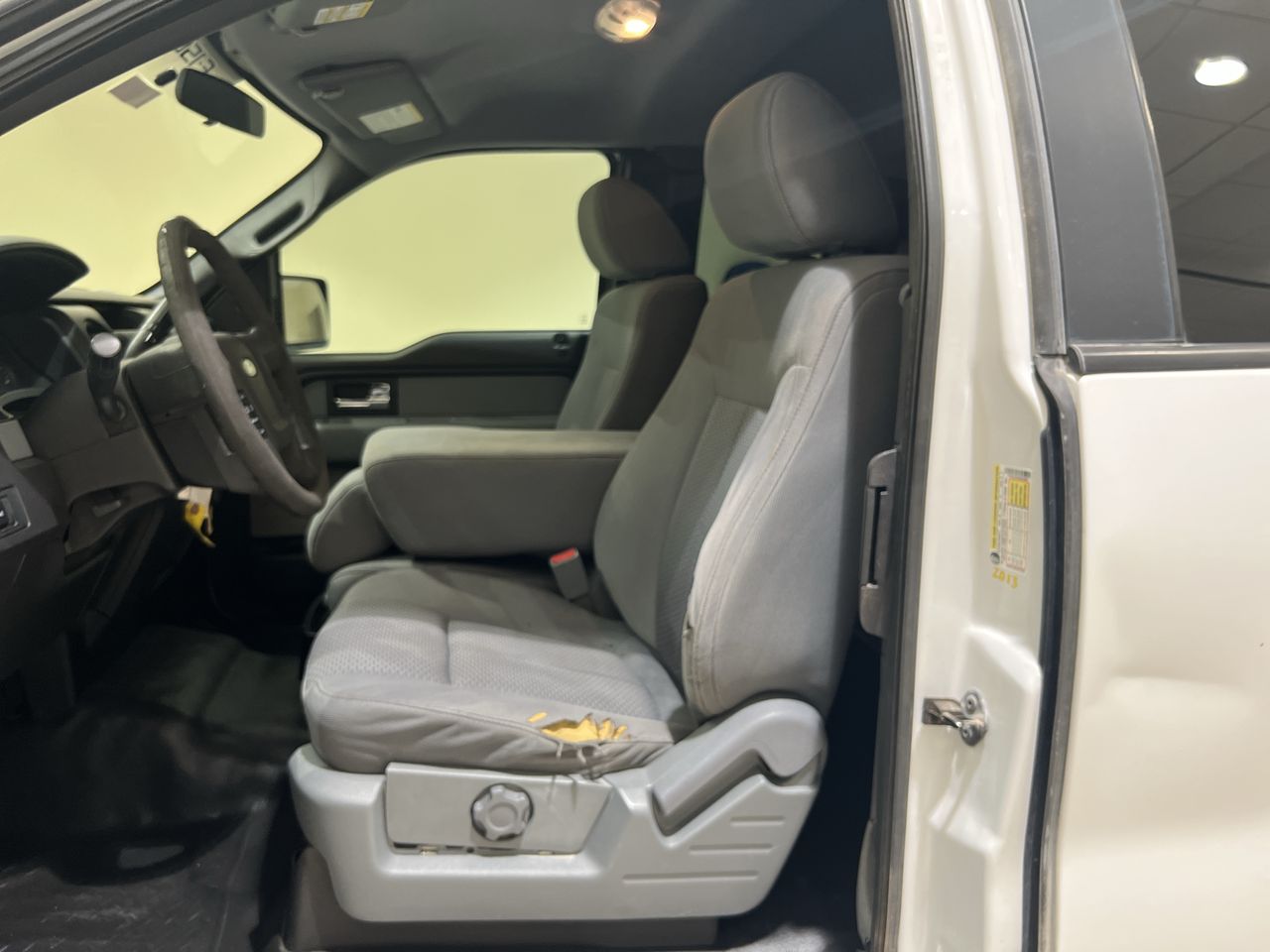 2013 Ford F-150 XL photo 47