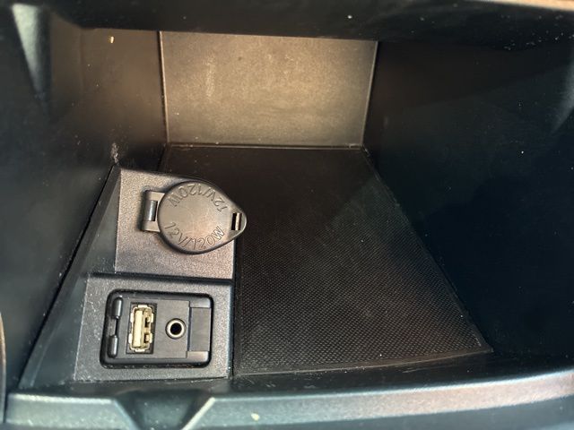 2017 Toyota Camry XLE XSE photo 31
