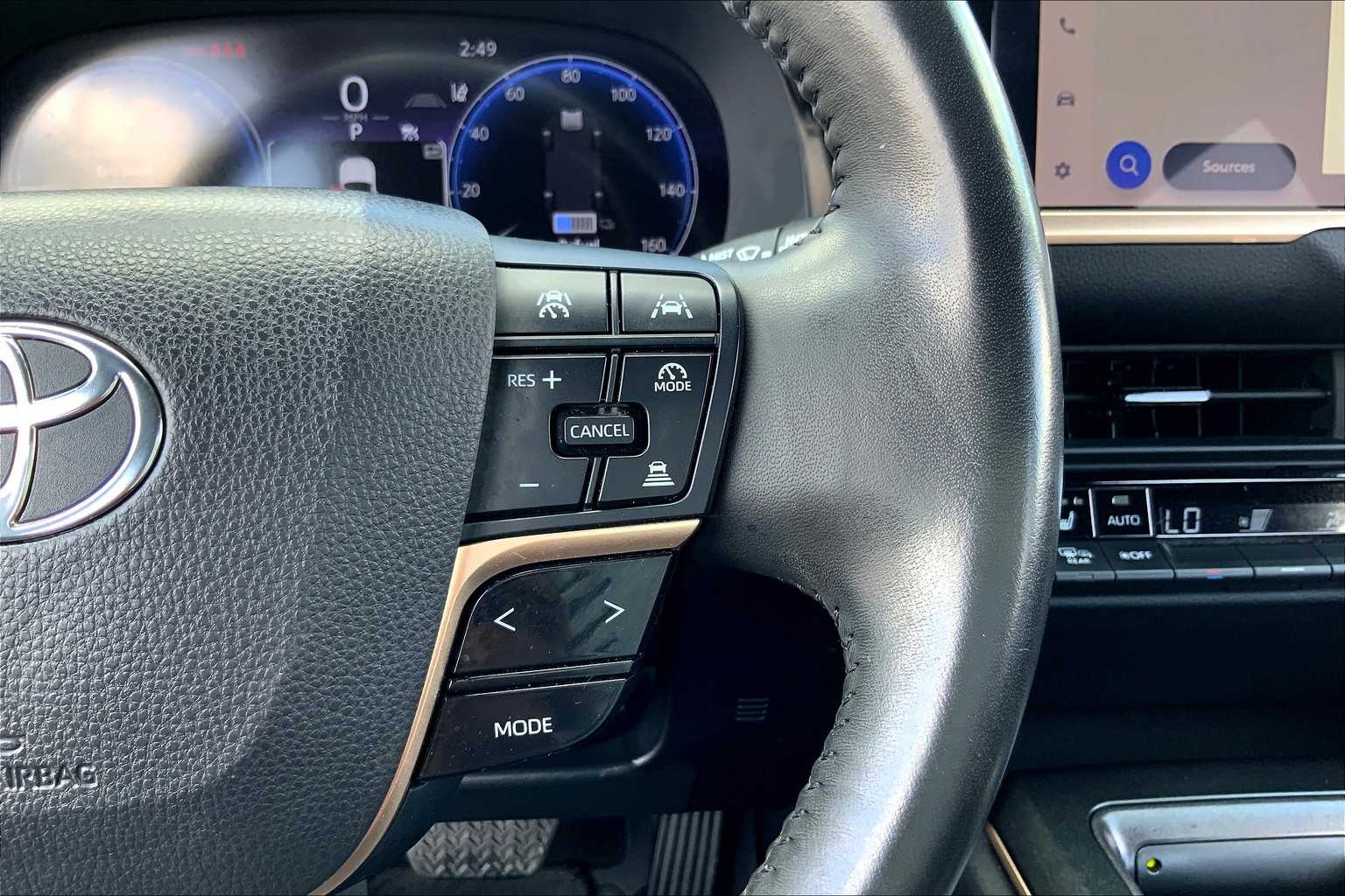 2023 Toyota Crown XLE photo 23