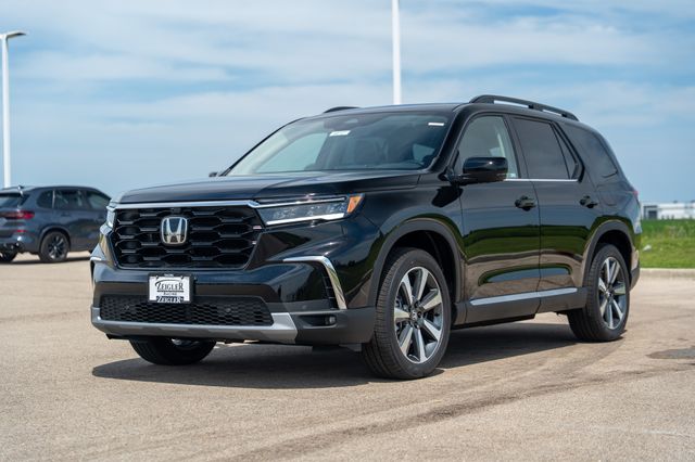 2025 Honda Pilot Elite photo 2