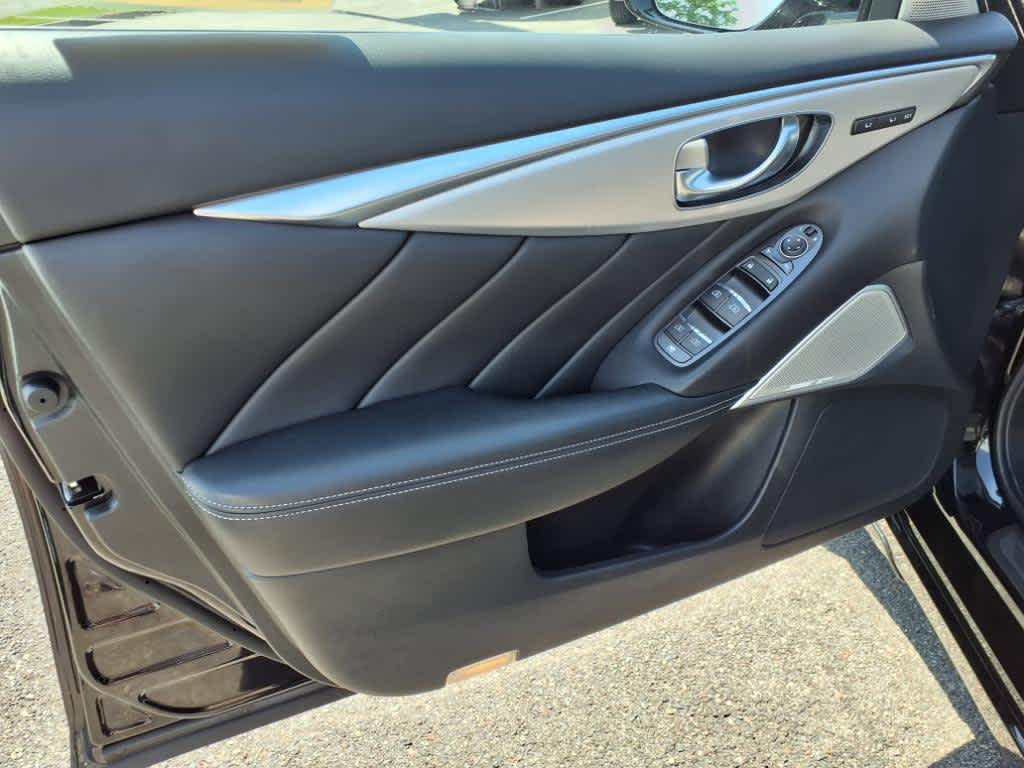 2022 Infiniti Q50 LUXE photo 10