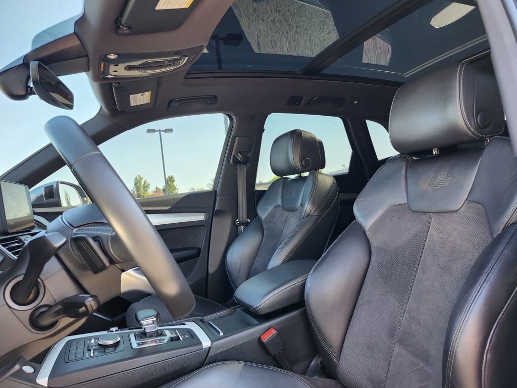 2020 Audi SQ5 Premium photo 17