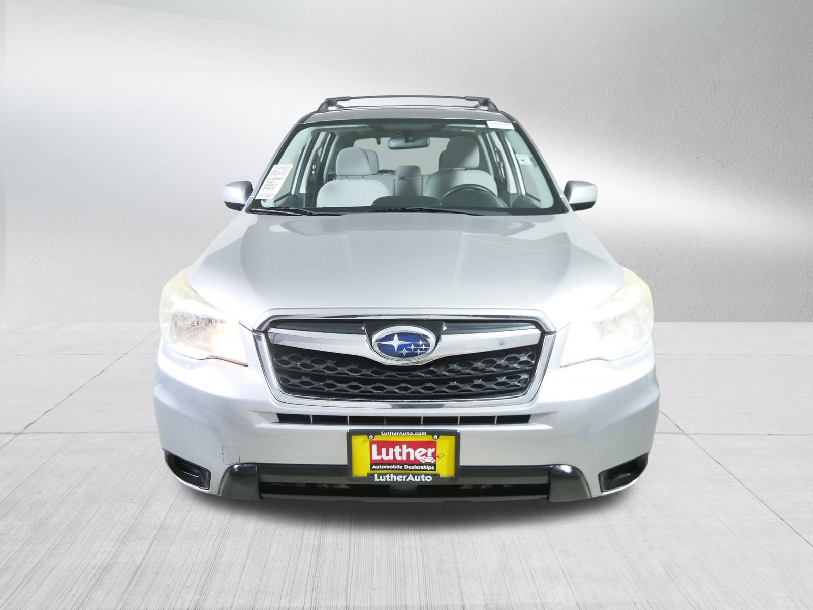 Used 2015 Subaru Forester i Premium with VIN JF2SJADC6FG408701 for sale in Brooklyn Center, Minnesota
