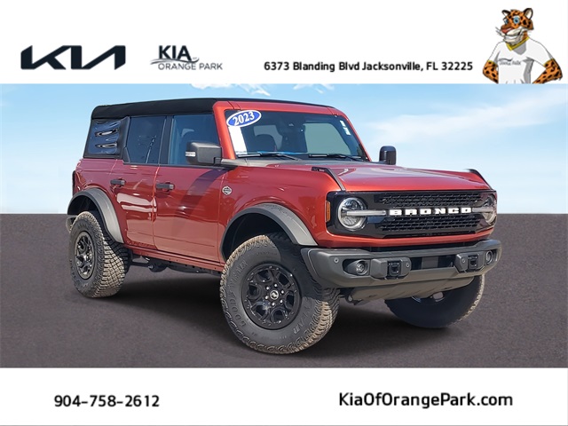 2023 Ford Bronco Wildtrak photo 2
