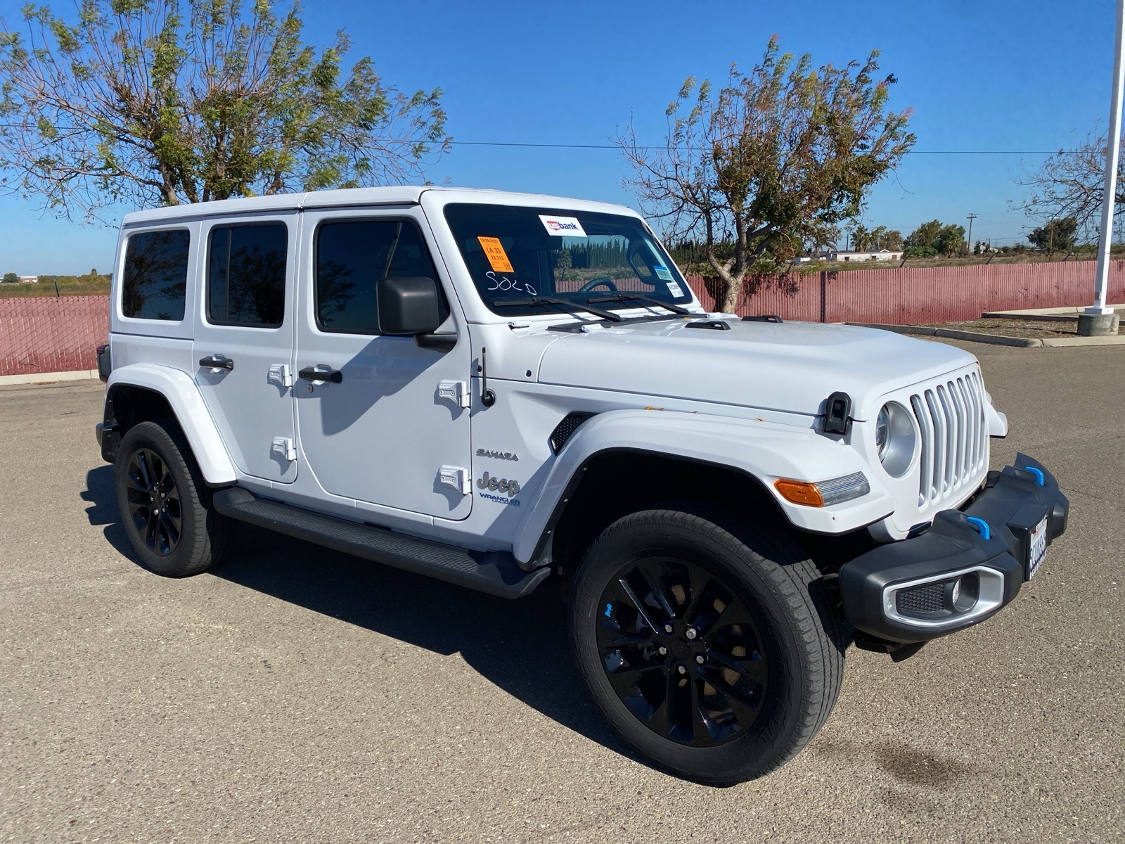 2022 Jeep Wrangler Unlimited Sahara 4xe photo 3