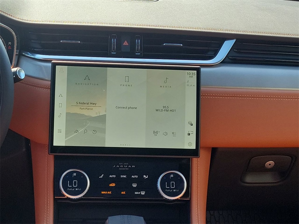 2026 Jaguar F-PACE P400 R-Dynamic S photo 19