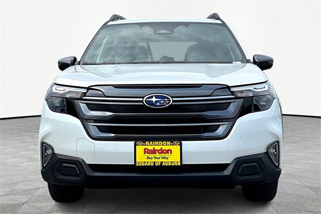 2025 Subaru Forester Premium photo 12