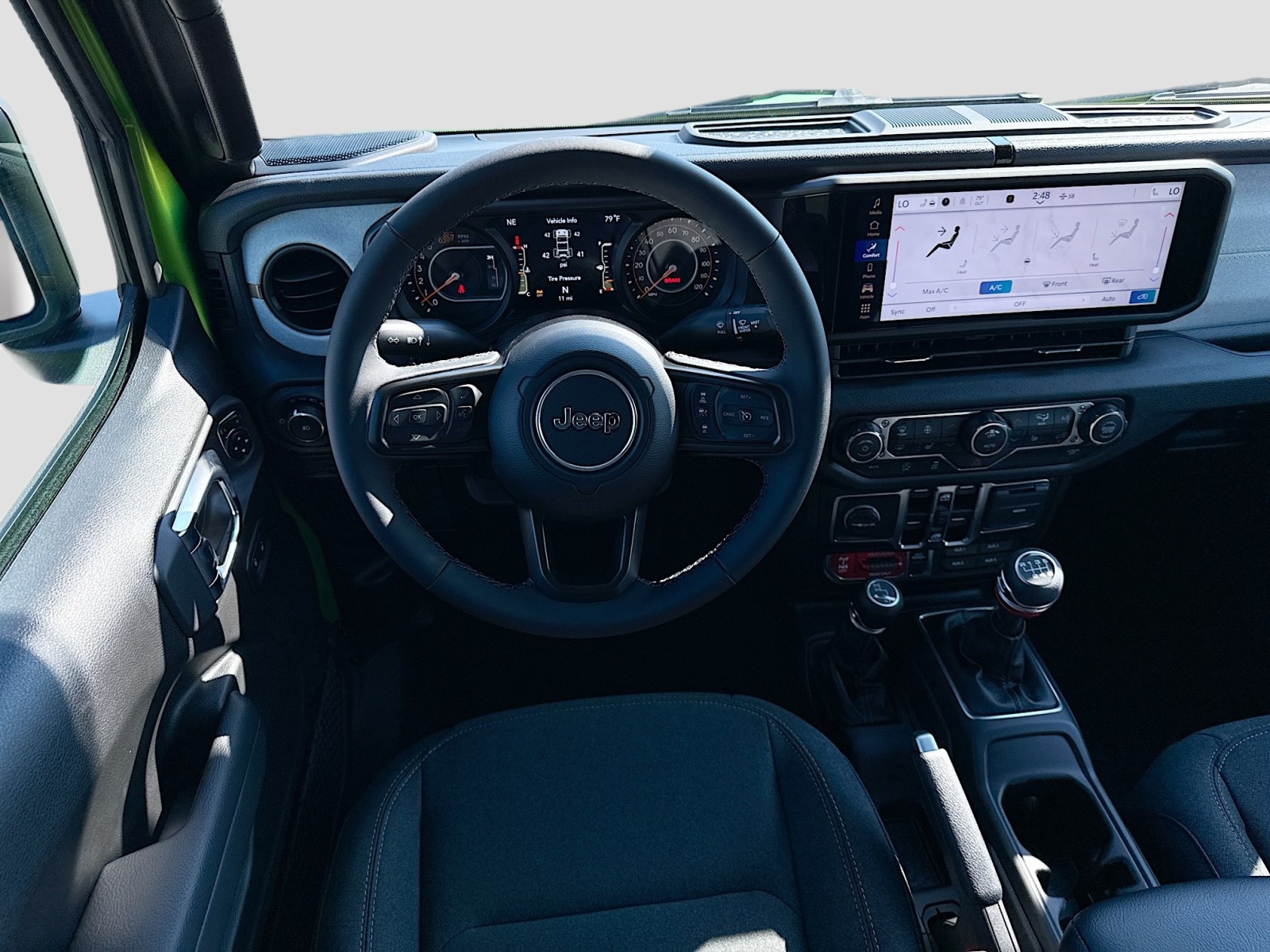 2025 Jeep Wrangler Willys photo 18