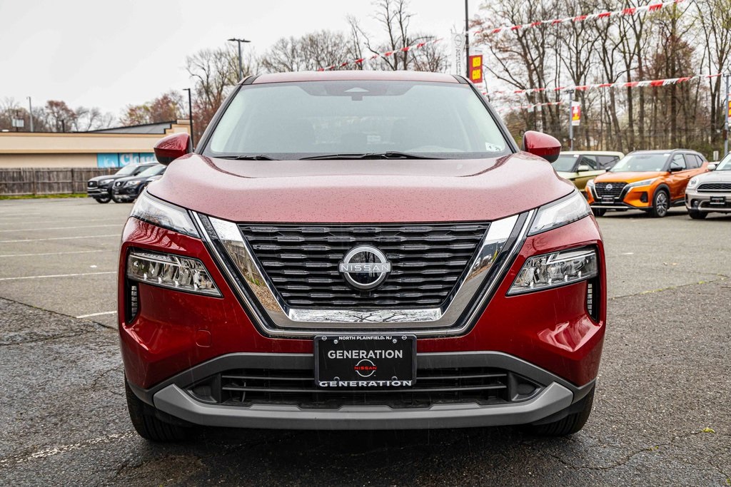 2023 Nissan Rogue SV photo 2