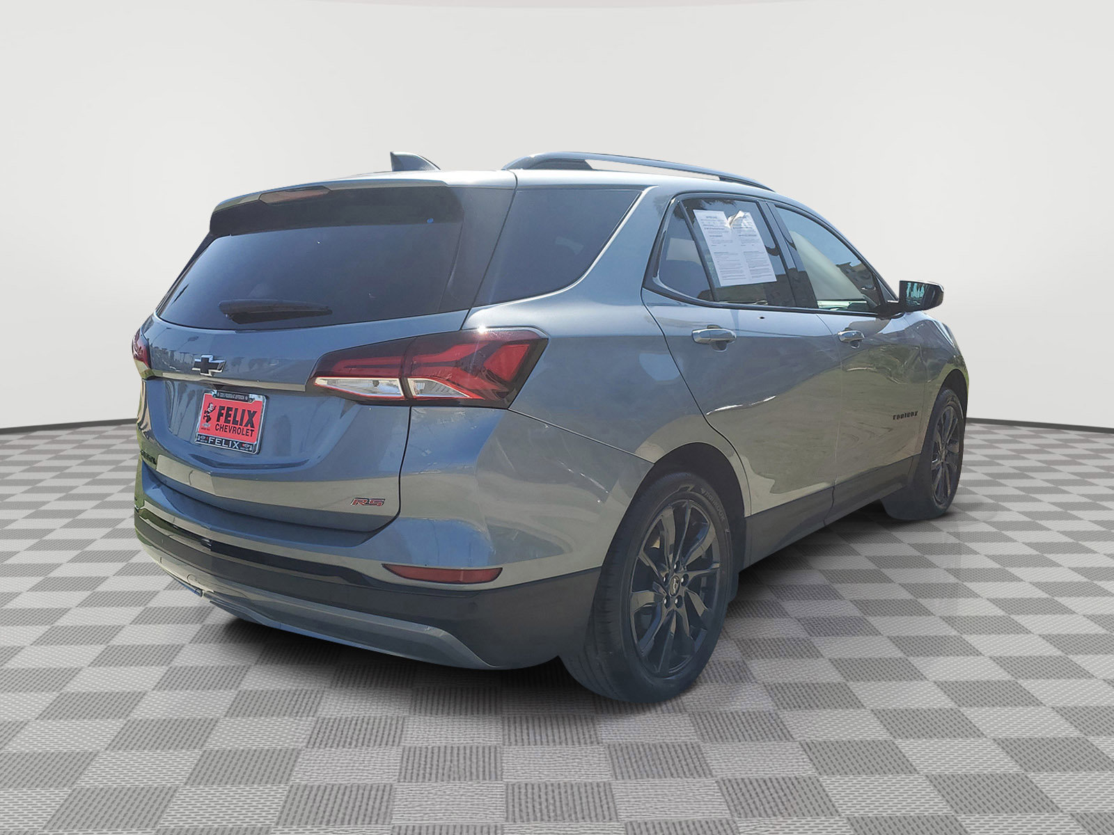 2024 Chevrolet Equinox RS photo 3