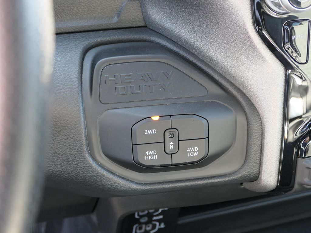 2025 Ram 2500 Tradesman photo 20