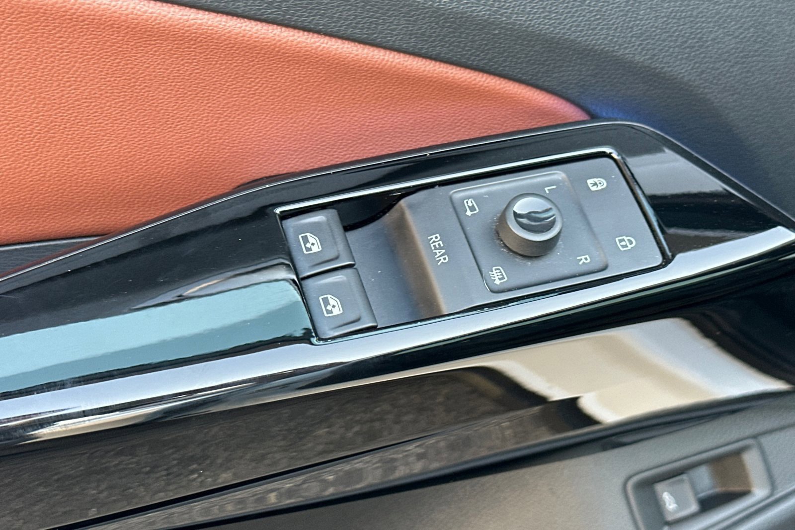 2021 Volkswagen ID.4 Pro S Gradient photo 11
