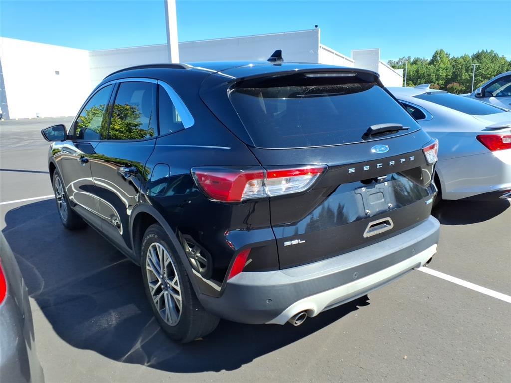 2020 Ford Escape SEL photo 4