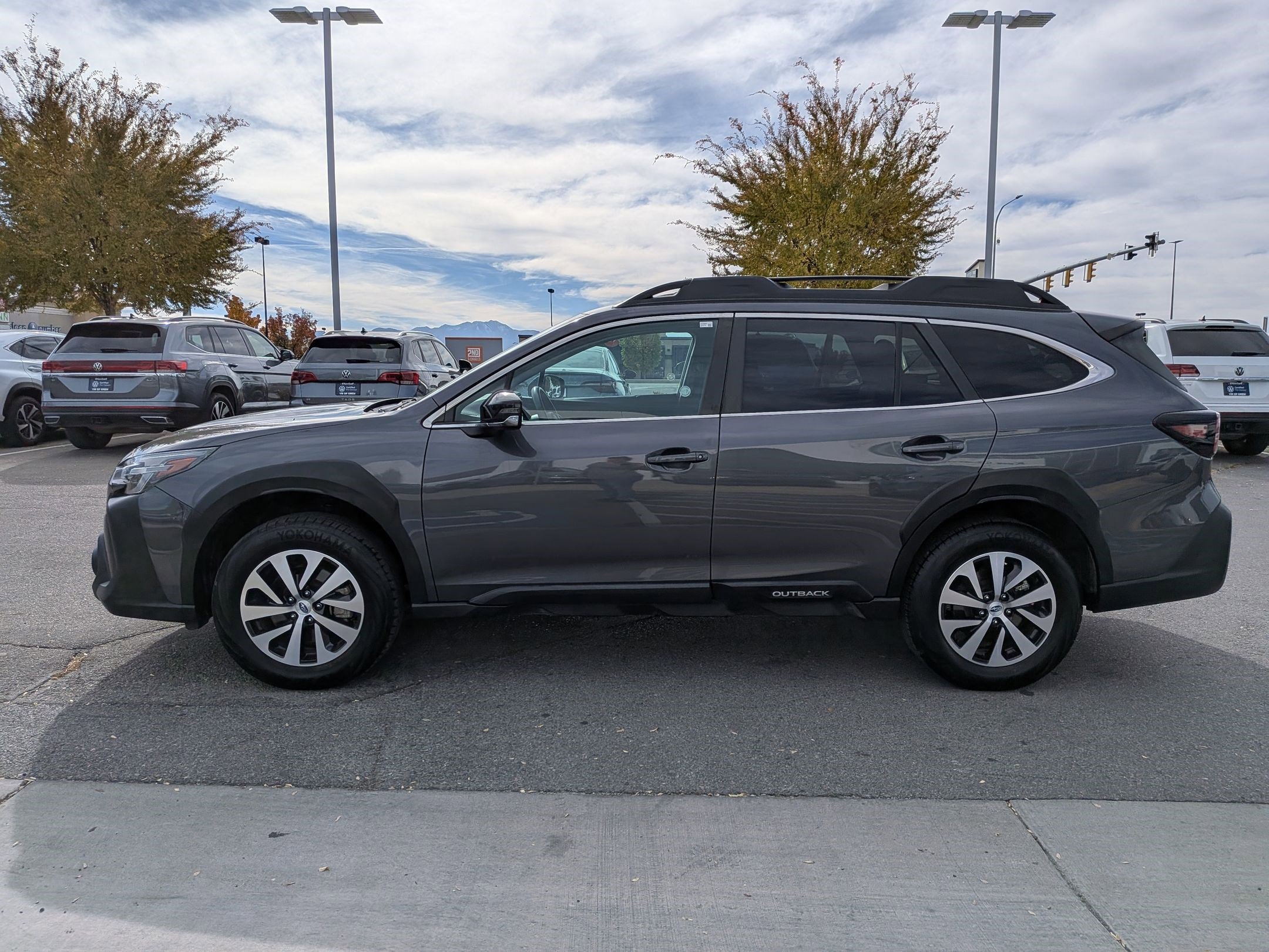 2024 Subaru Outback Premium photo 3