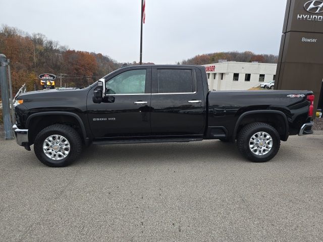 2022 Chevrolet Silverado 2500HD LTZ photo 2