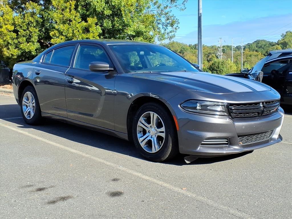 2020 Dodge Charger SXT photo 3