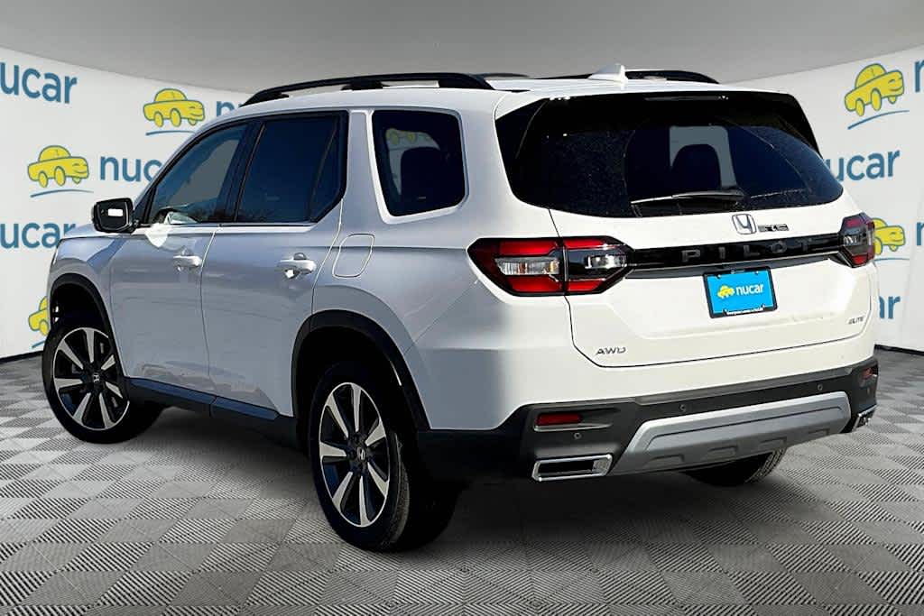 2025 Honda Pilot Elite photo 4