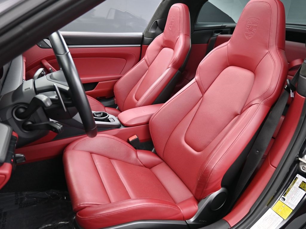 2022 Porsche 911 Targa 4S photo 4