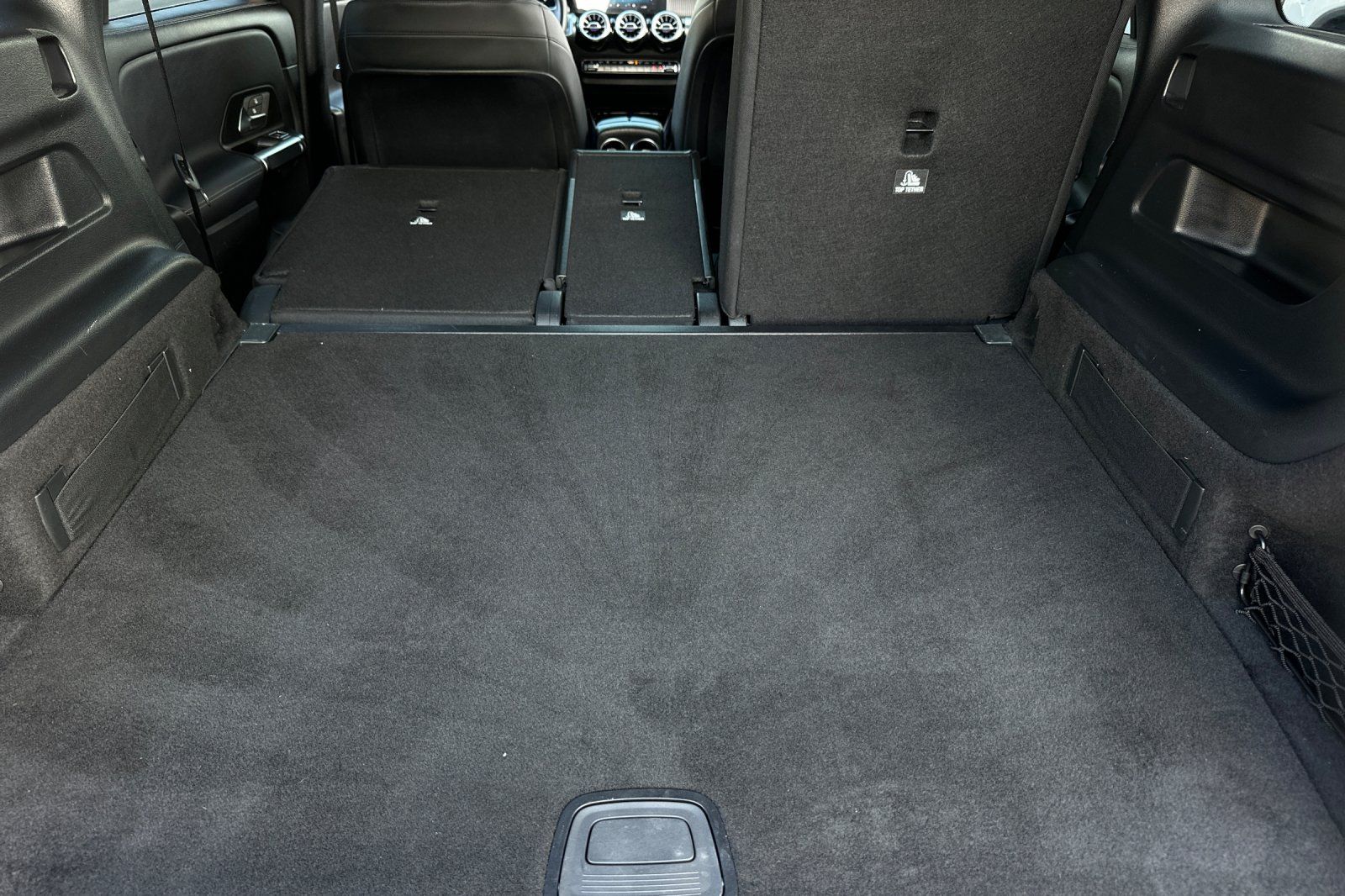 2021 Mercedes Benz GLB 250 photo 32