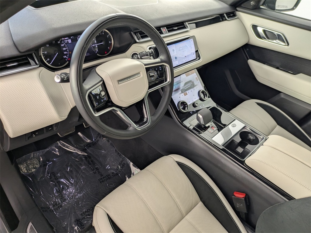 2023 Land Rover Range Rover Velar R-Dynamic S photo 10