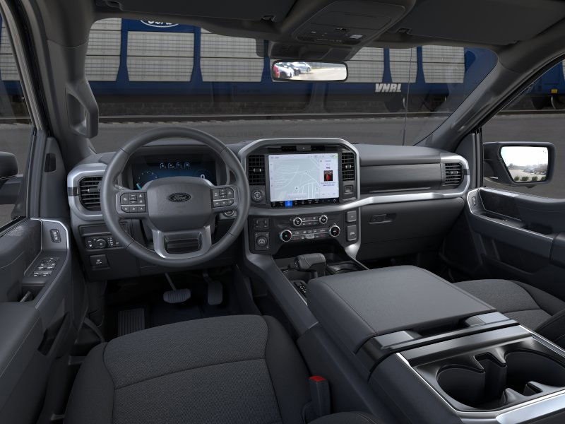2025 Ford F-150 XLT photo 31