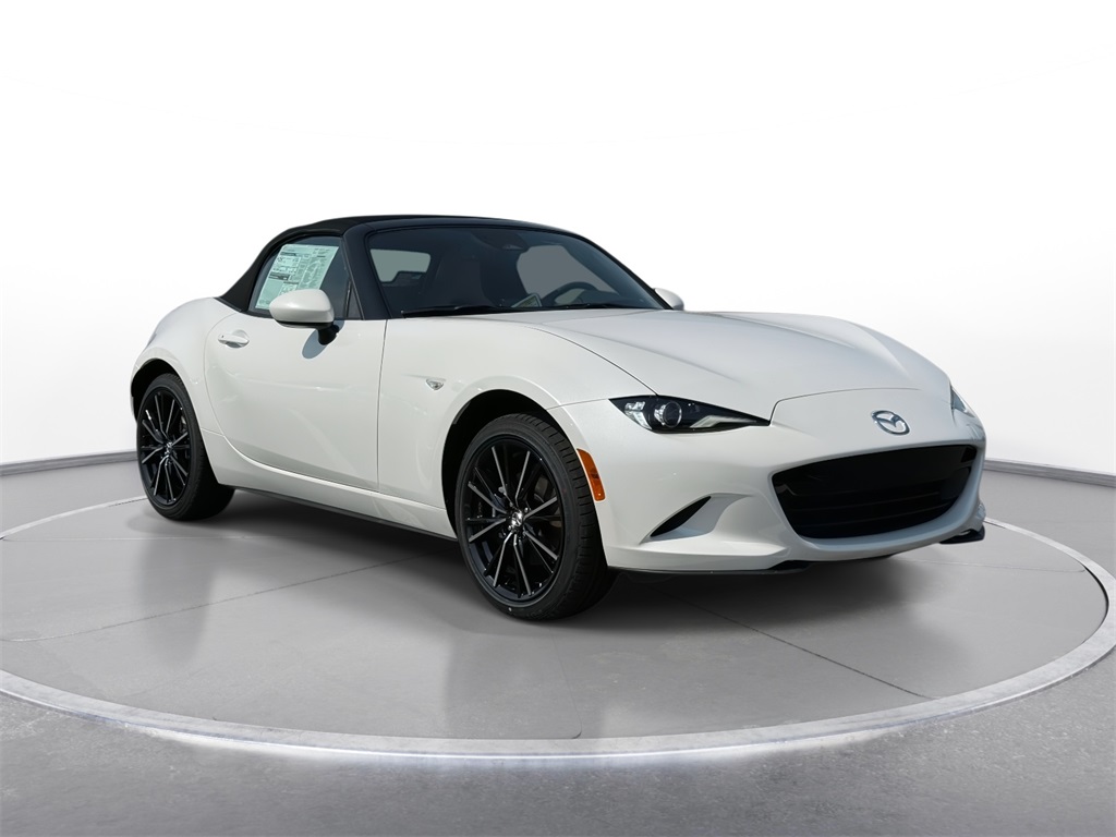 2025 Mazda MX-5 Miata Grand Touring's photo
