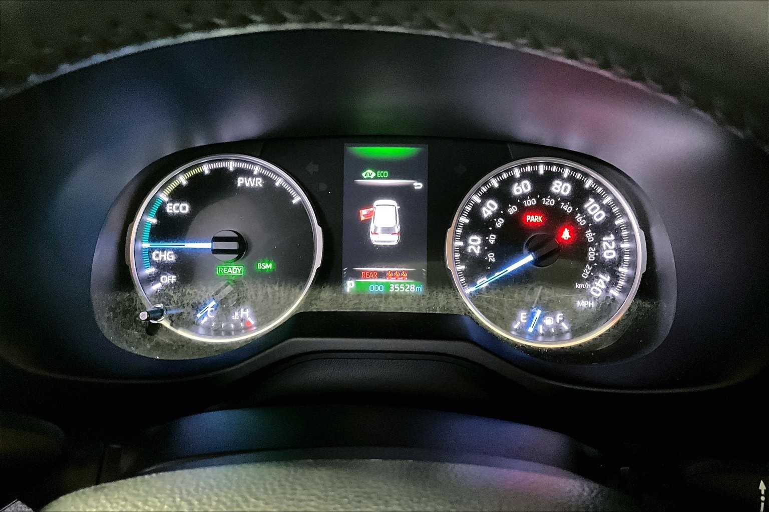 2019 Toyota RAV4 Hybrid XLE photo 24