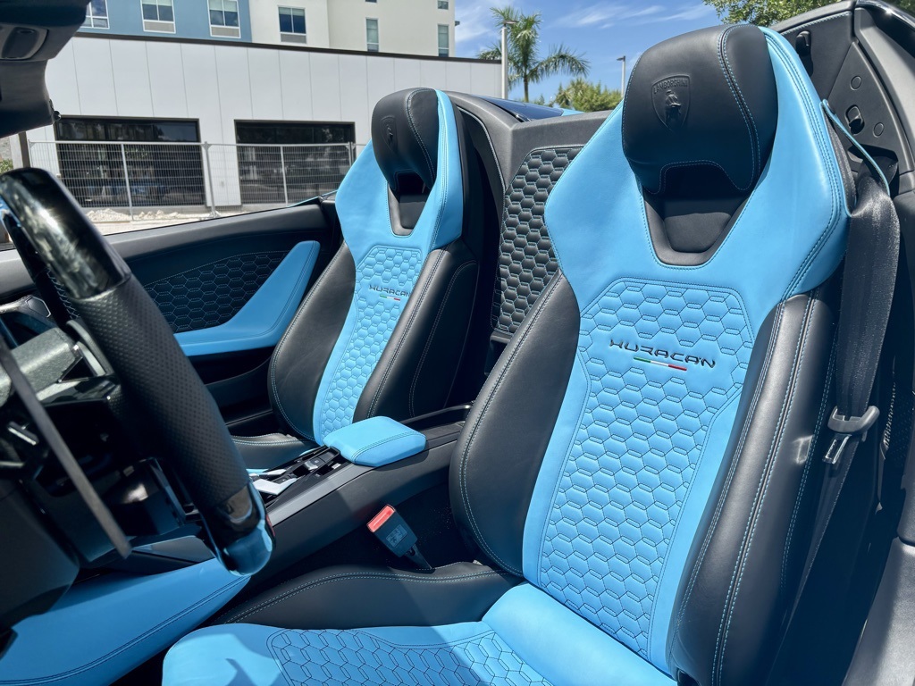 2018 Lamborghini Huracan Spyder photo 19