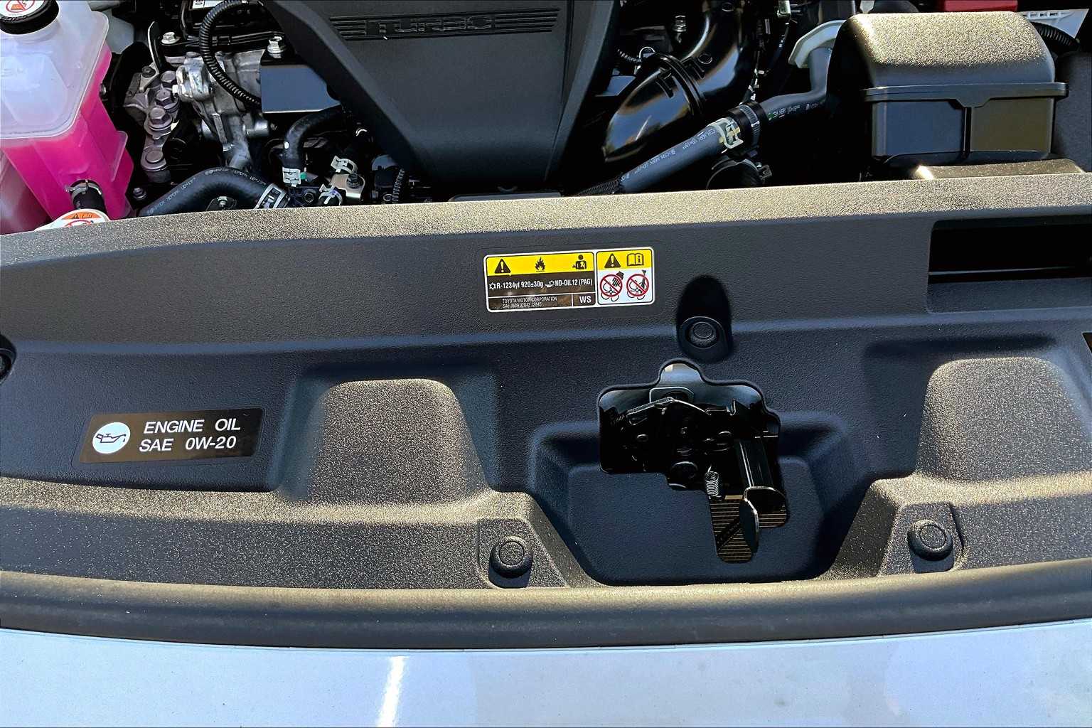 2024 Toyota Highlander Limited photo 32