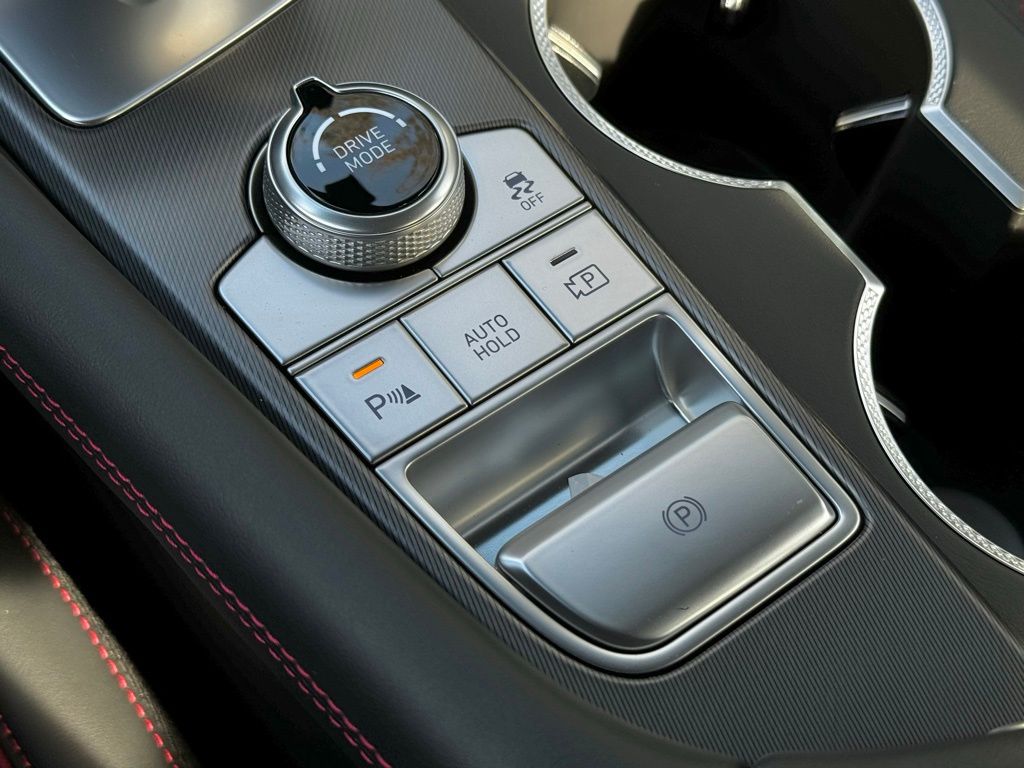 2025 Genesis G70 3.3T Sport Advanced photo 34