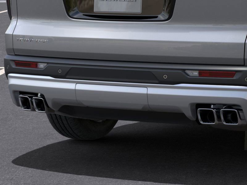 2025 Chevrolet Traverse photo 13