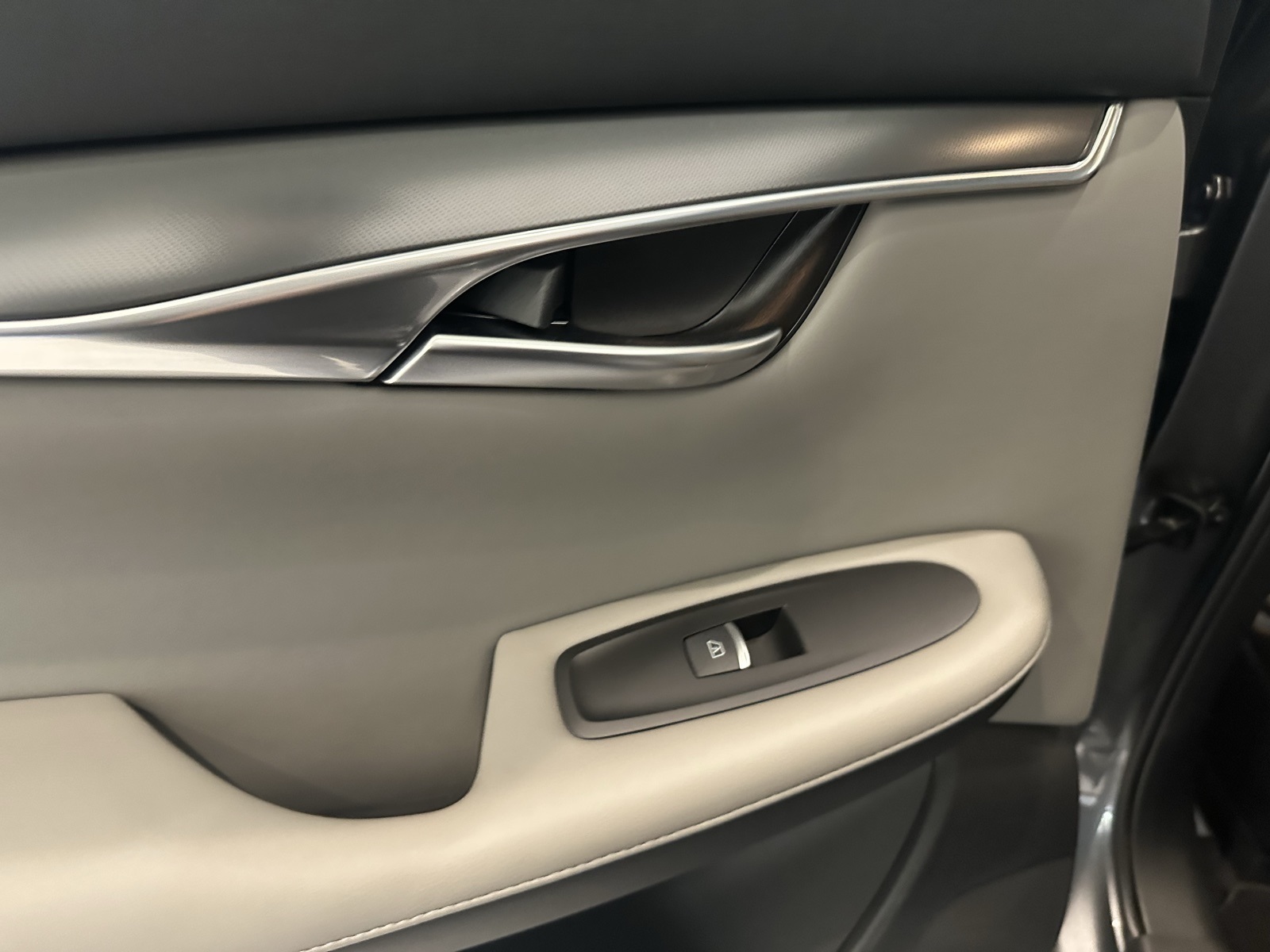 2025 Infiniti QX50 Luxe AWD photo 27