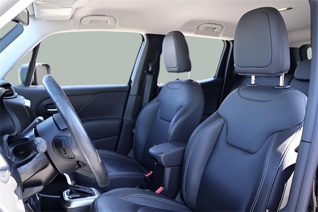 2020 Jeep Renegade Limited photo 3