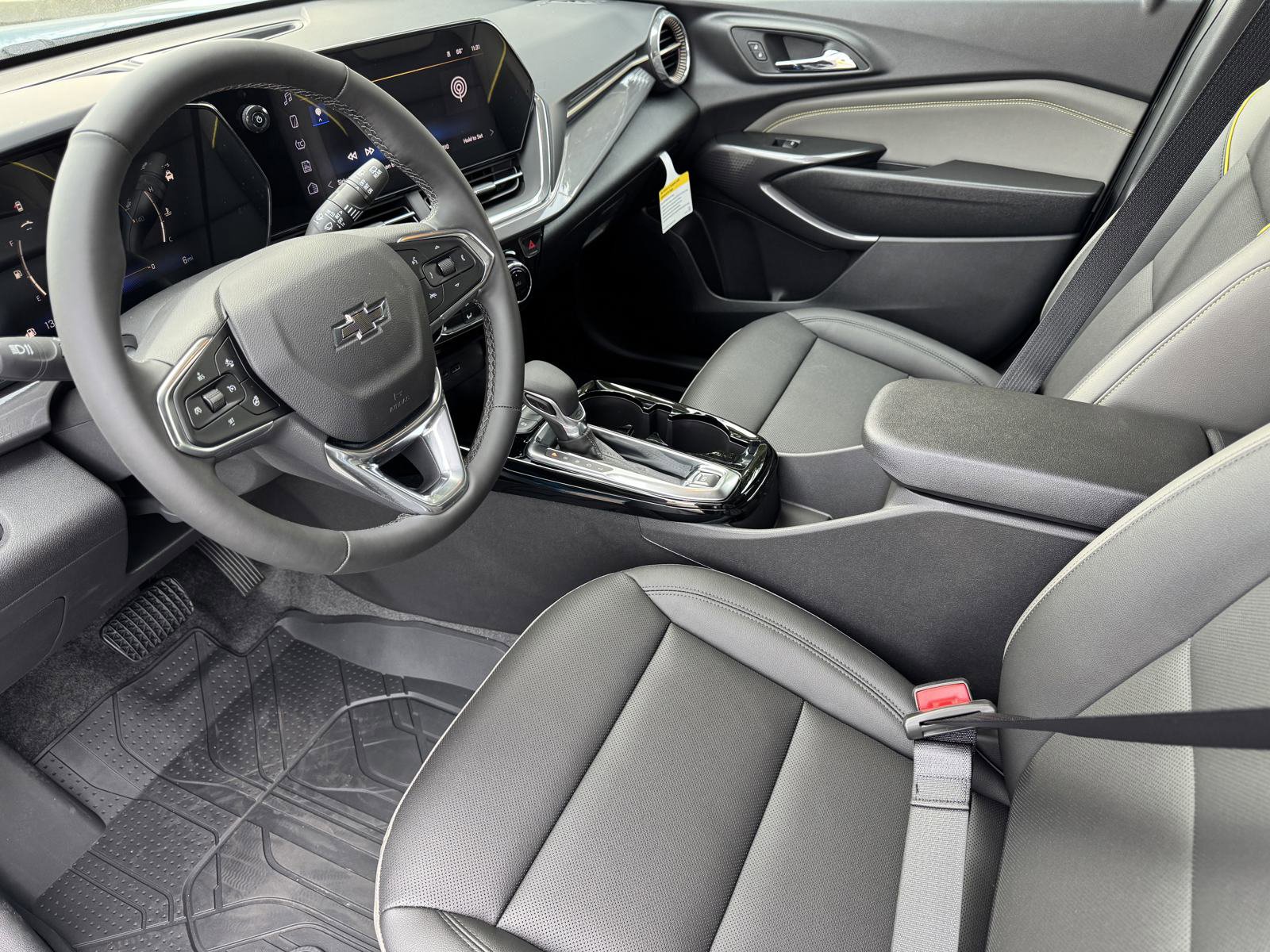 2025 Chevrolet Trax ACTIV photo 3