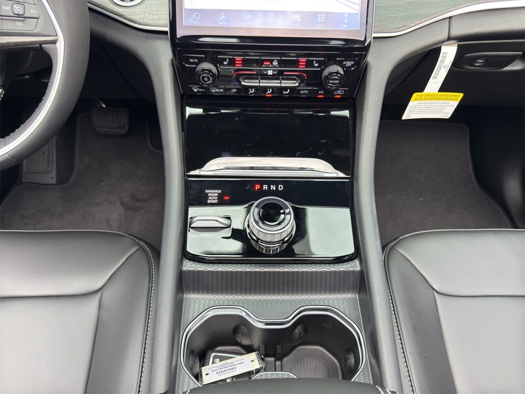 2025 Jeep Grand Cherokee Limited photo 35