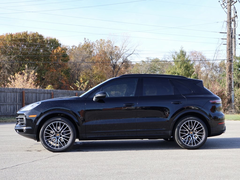 Used 2019 Porsche Cayenne Base with VIN WP1AA2AYXKDA16377 for sale in Kansas City