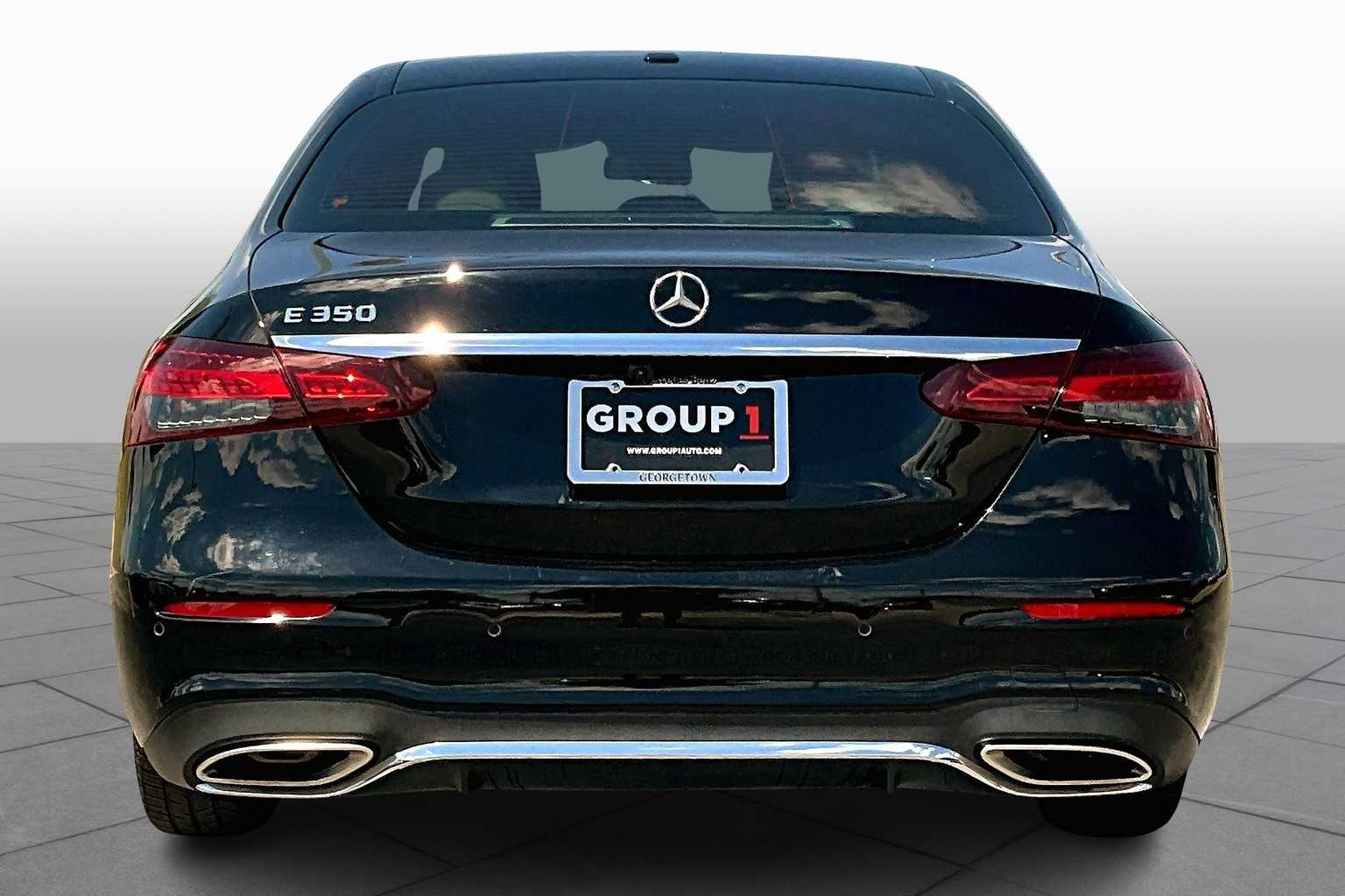 2022 Mercedes Benz E 350 photo 4