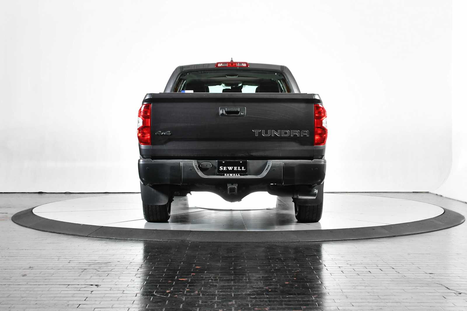 2020 Toyota Tundra Platinum Grade photo 4