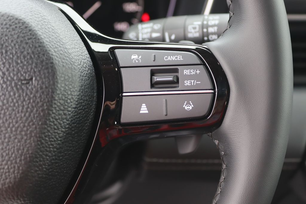 2025 Honda Pilot Touring photo 32