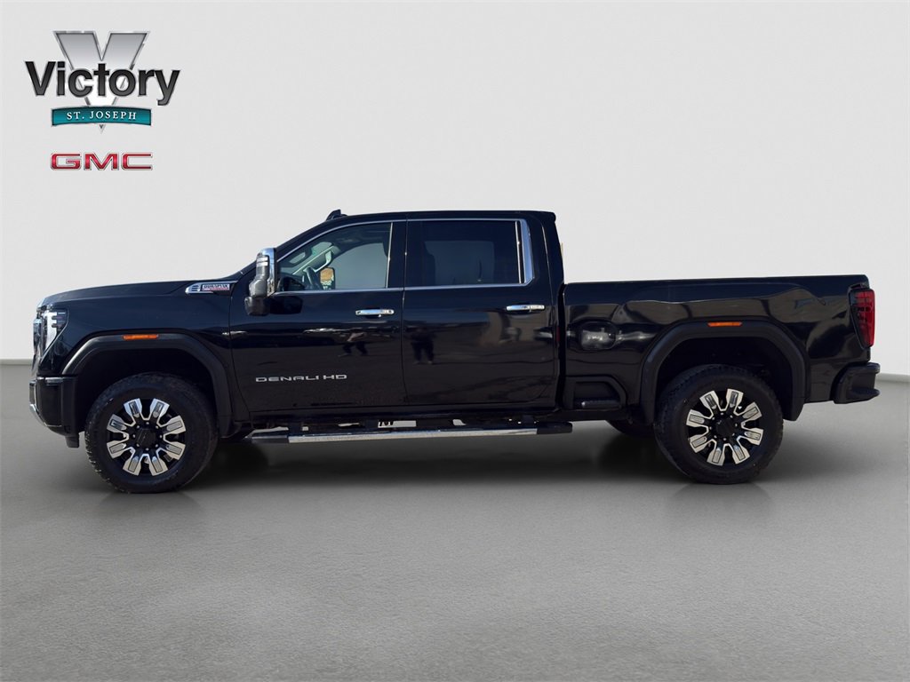 2025 Gmc Sierra 3500 HD Denali photo 3